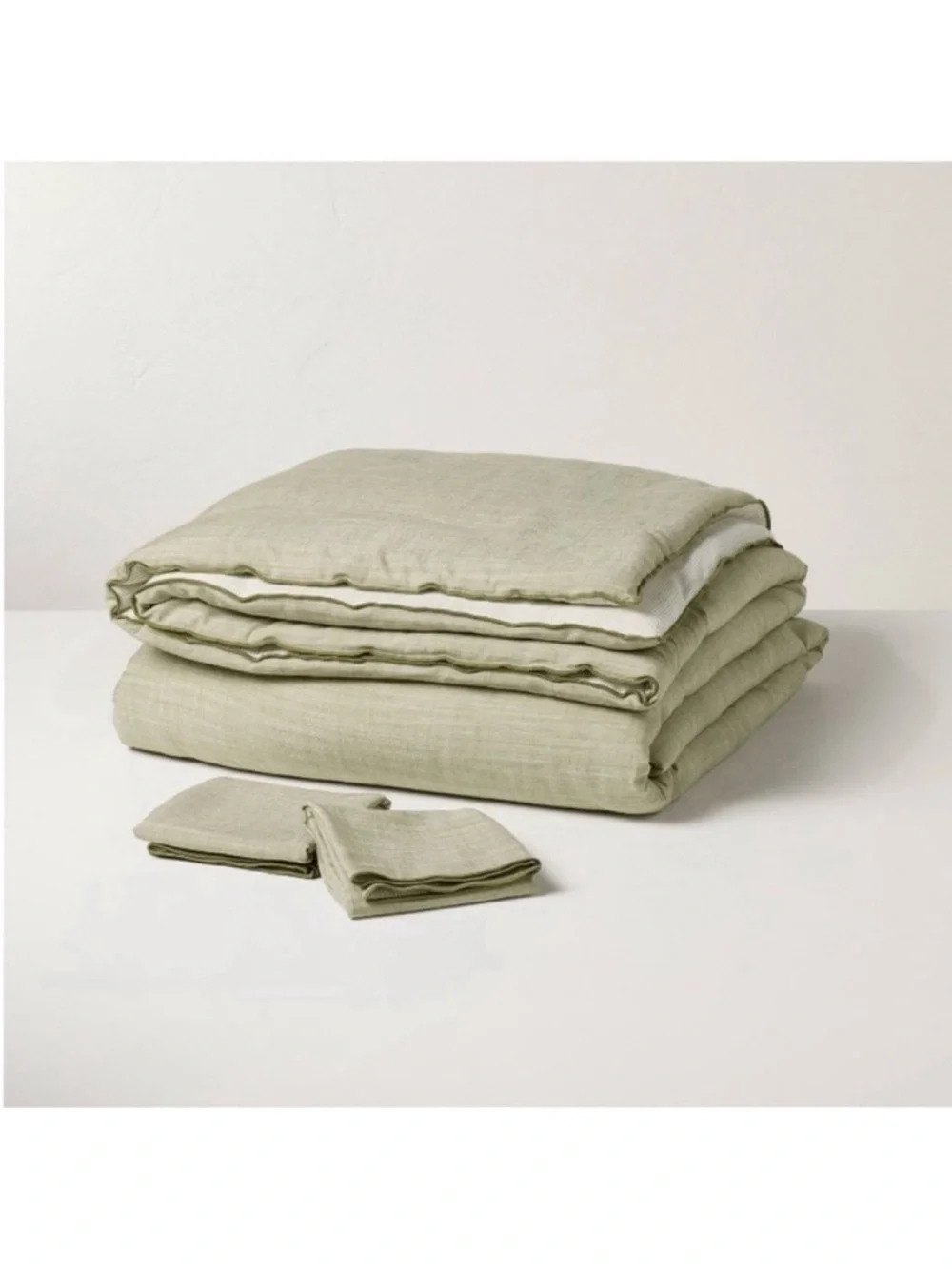 NWT 3pc King Reversible Comforter Set Green - Hearth & Hand with Magnolia